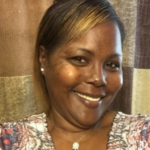 Meet your Posher, Phyllis